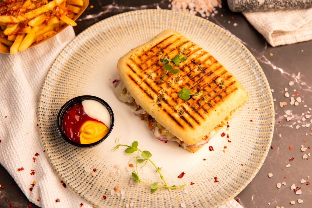 Foccacia  Vită cu Mix Pătrunjel și Roșii